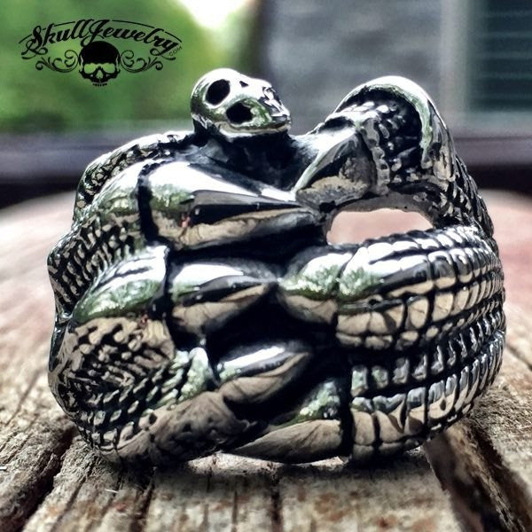 I'M FREE- Dragon Claw Holding a Skull Stainless Steel Ring