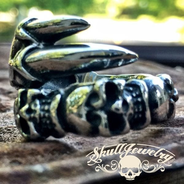 'Outlaw Man' Gothic 6 Skull Ring With Eagle Talon