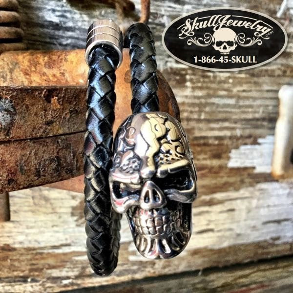 9" Wrap Around Black Leather w/ Skull Head Bracelet