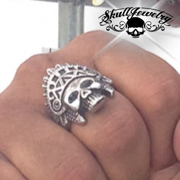 'Apache Headress' Skull Ring w/ Black Gemstone Eyes - zoom