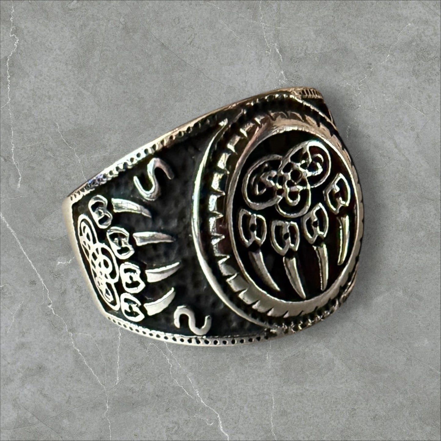 bear claw ring