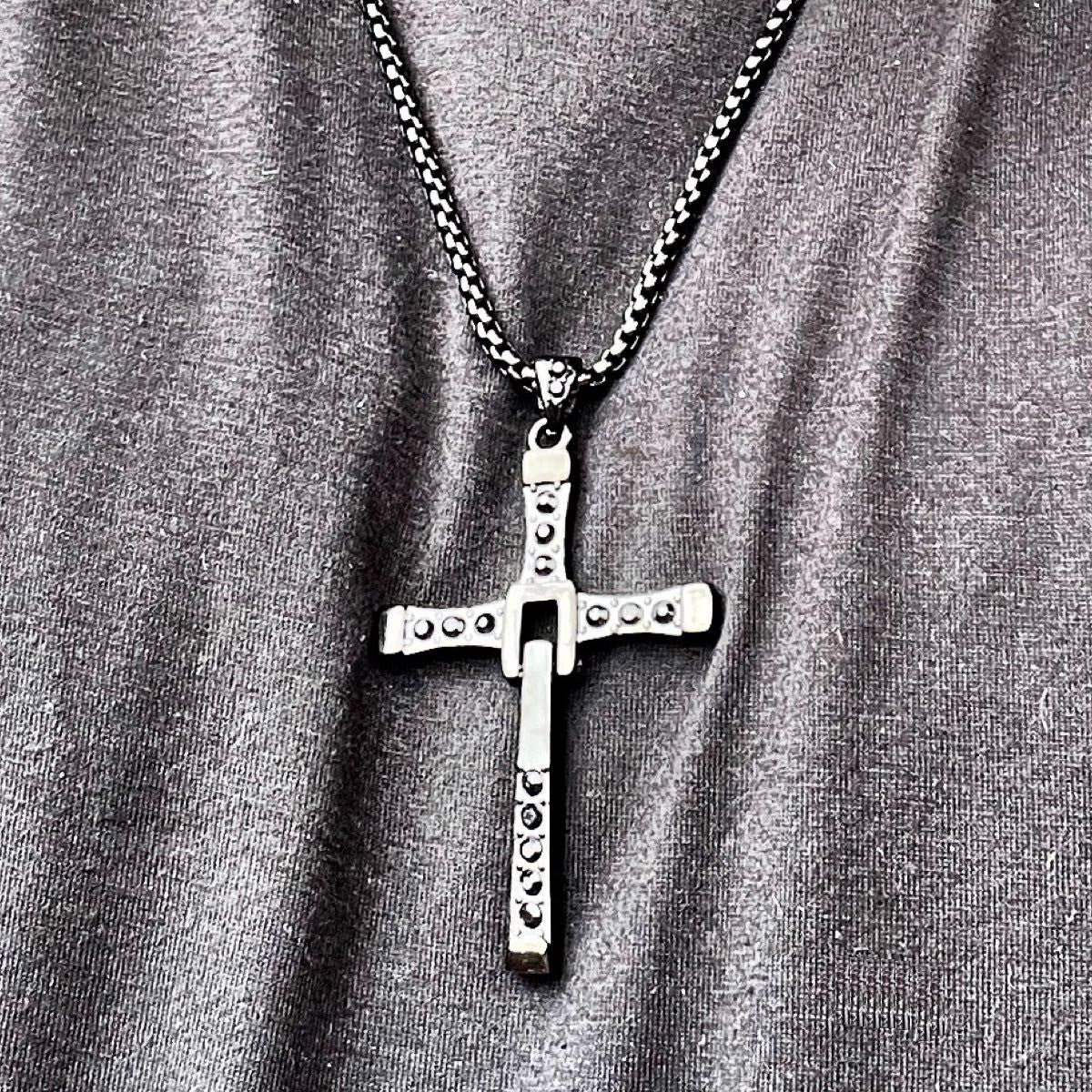 Dominic Toretto Cross Pendant - BLACK
