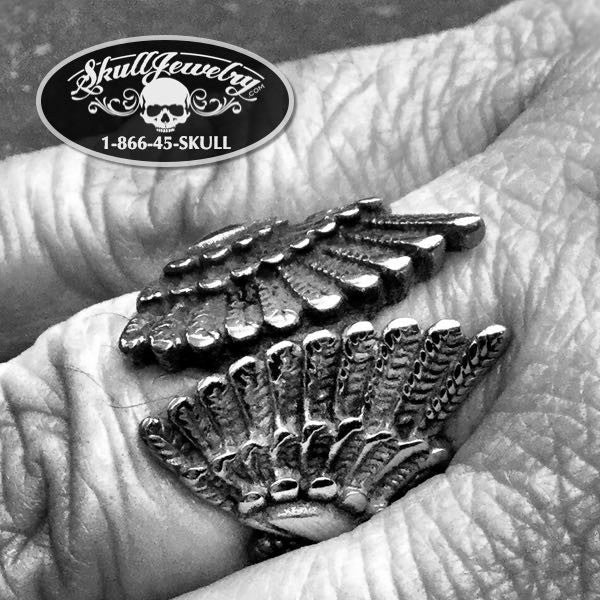 Patsy Cline Back in Baby’s Arms Wing Ring