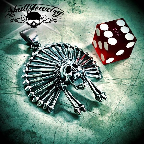 Warbonnet Pendant - size comparison