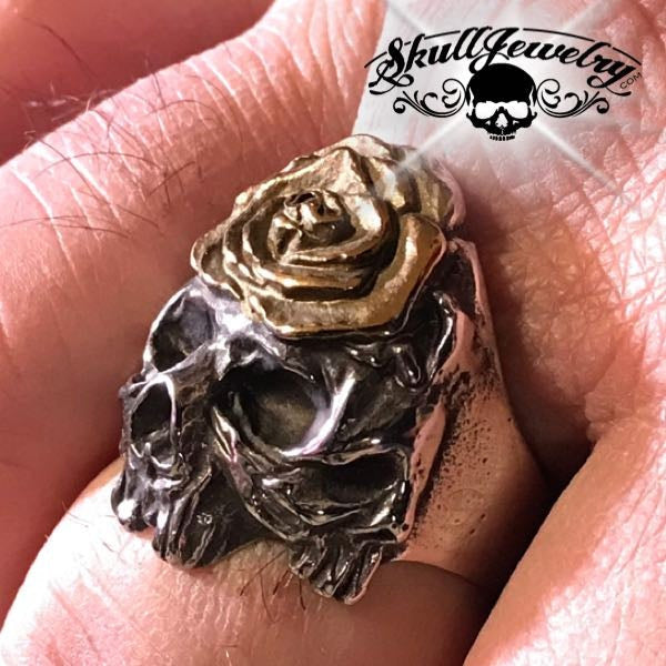 flower on forehead skull ring
