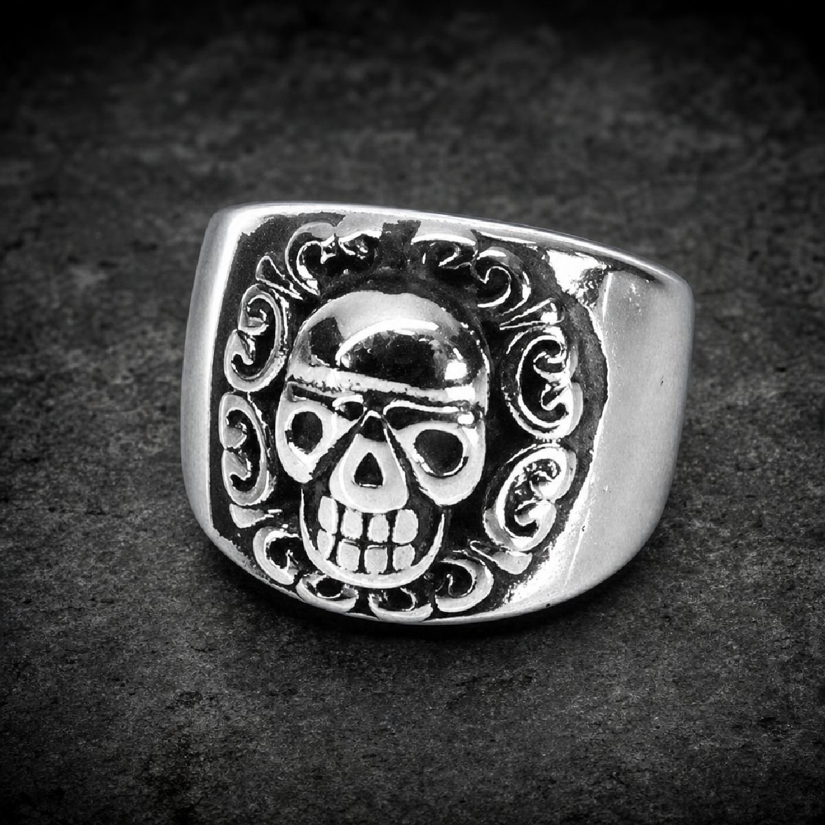 Smooth Tribal King Skull Ring (4307) - 316L stainless steel unisex jewelry (4307SJ06)