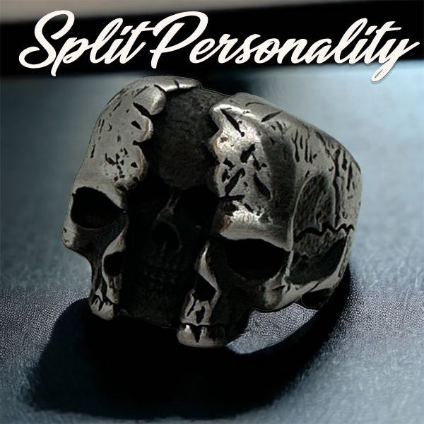 split personality skull ring - silver and black