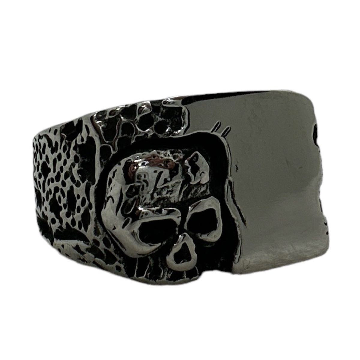 wild never tamed hard knocker skull ring