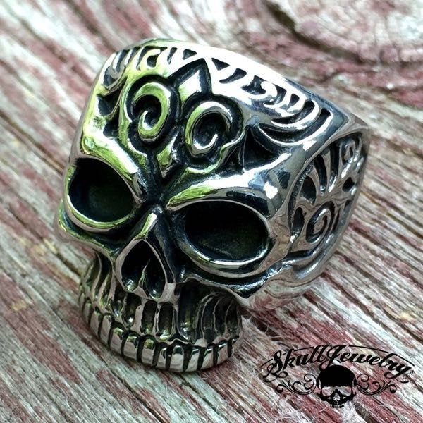 'Fearless' Skull Ring