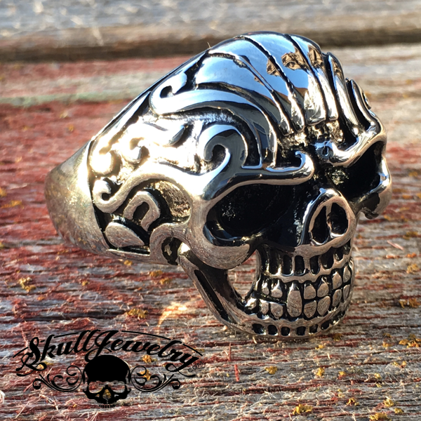 anillo de calavera desperado