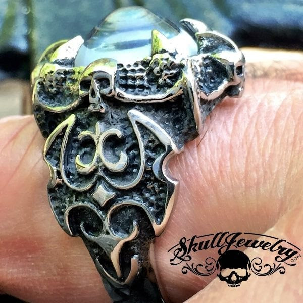 BLACK 'Evil Eye' Gothic Skull Dragon Claw Black Evil Eye Biker Ring