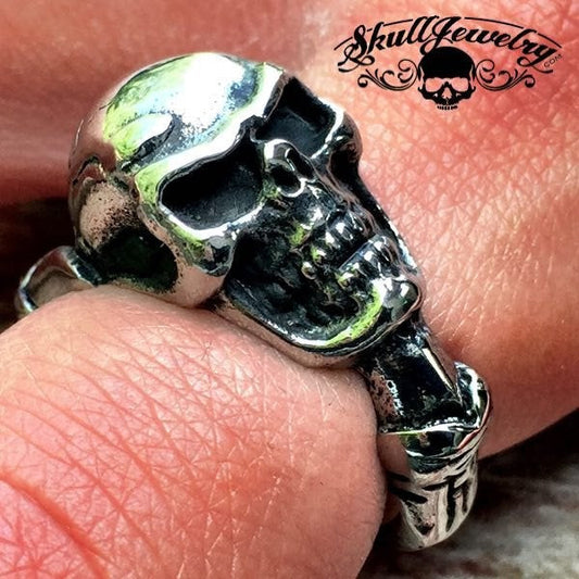 'It Don't Come Easy' Skull Ring with Claw