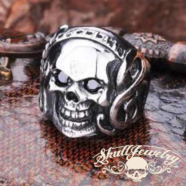 "Guitar Hero" Rock & Roll Skull Ring with Black Gem Stone Eyes