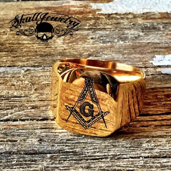 Gold Tone Free Mason Ring