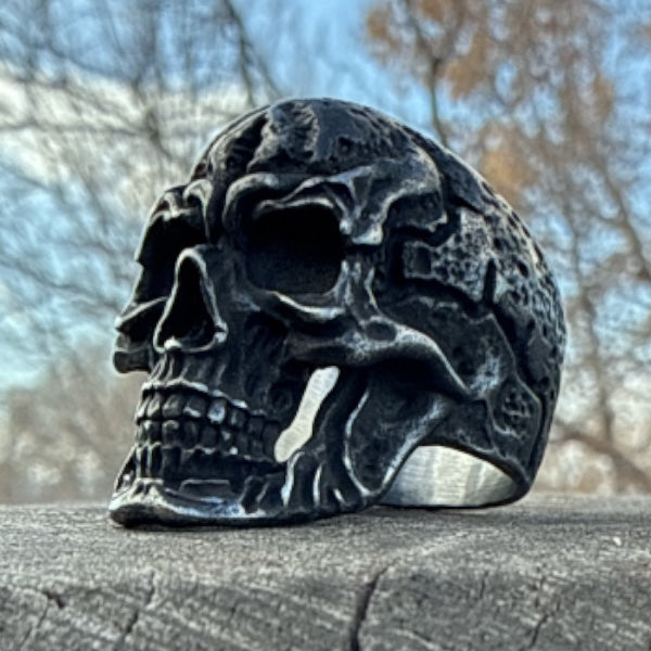 Ashen Warborn™ - Weathered Battle Skull Ring