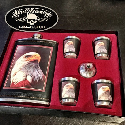 'Bald Eagle' Flask, 4 Shot Glasses