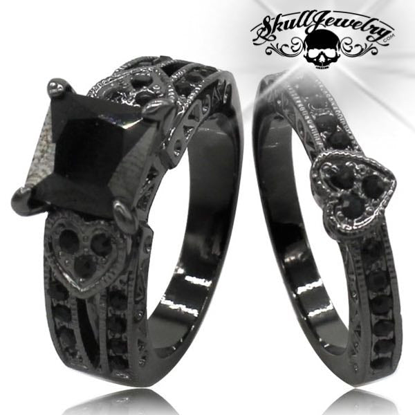 Black Hearts 2 Ring Wedding Ring Set