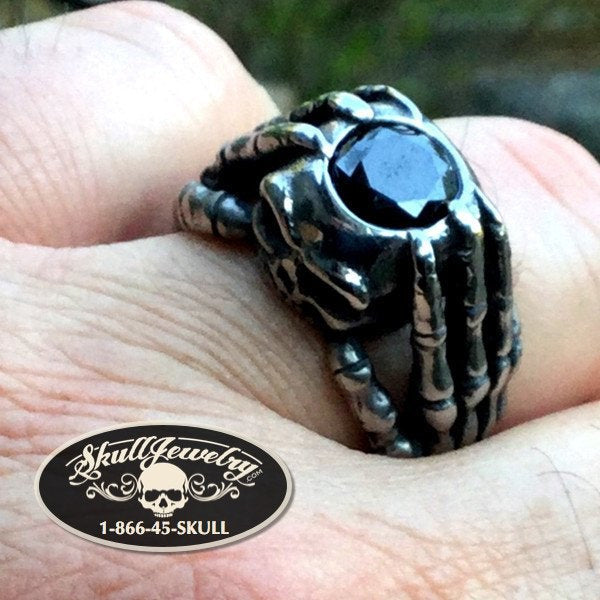 Black Water Claw & Skull Black Gemstone Ring