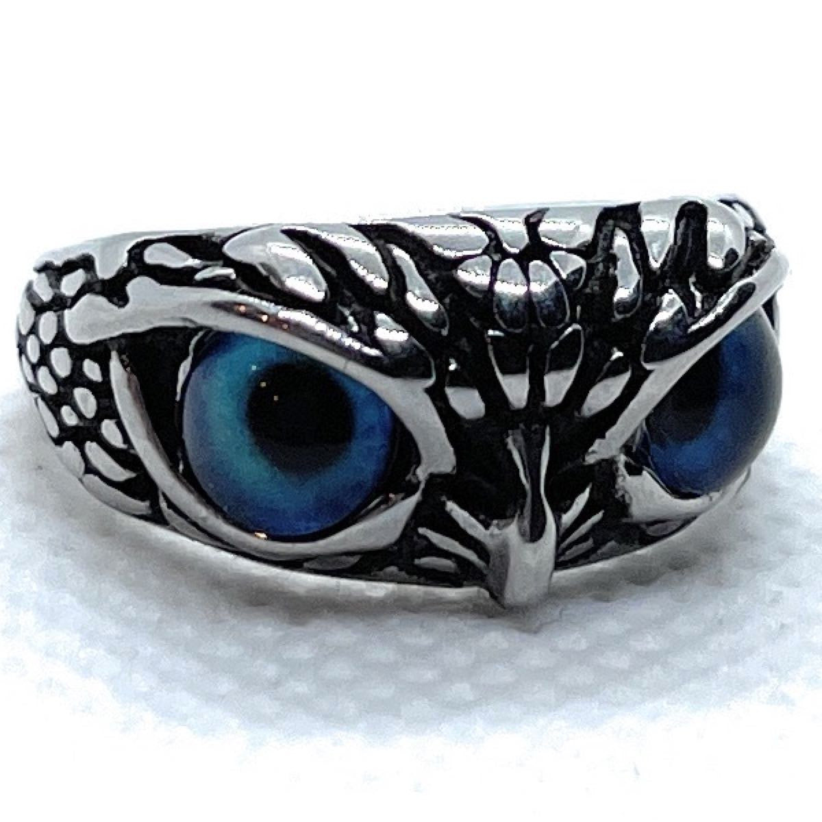 Blue Eye Owl: Bold & Eyecatching Ring
"Mystical Blue Owl's Gaze" Ring