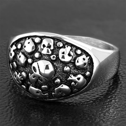 Catacombs Skull Ring