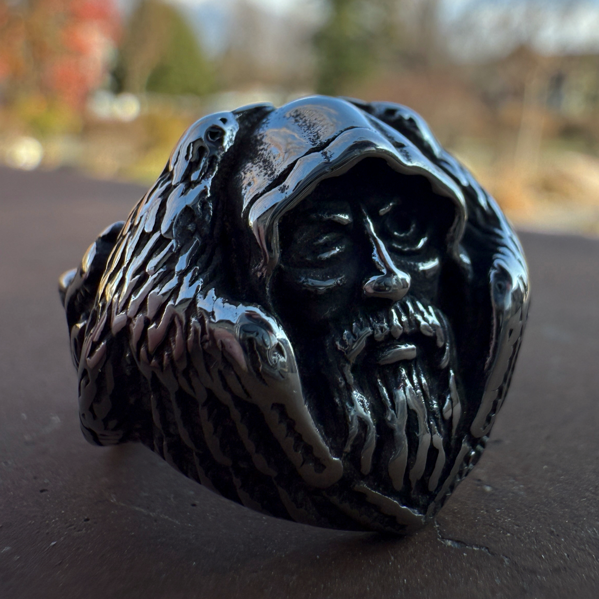 Eldergrim Wanderer Ring™ – 316L Stainless Hooded Mystic Carved Face Ring