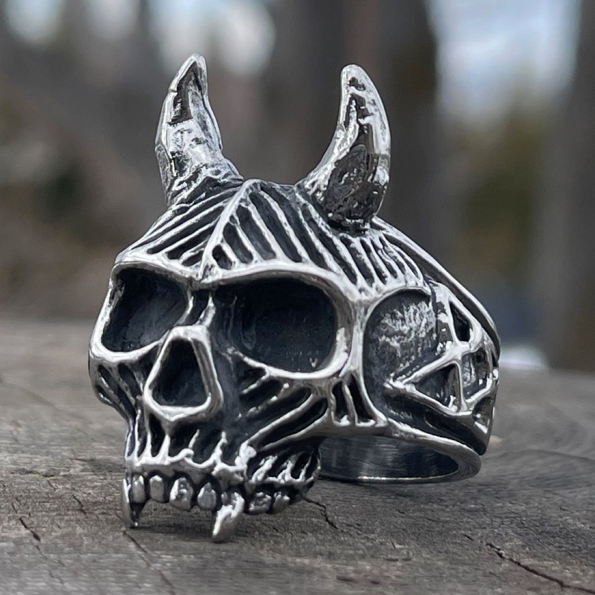 Hornified Skull ring