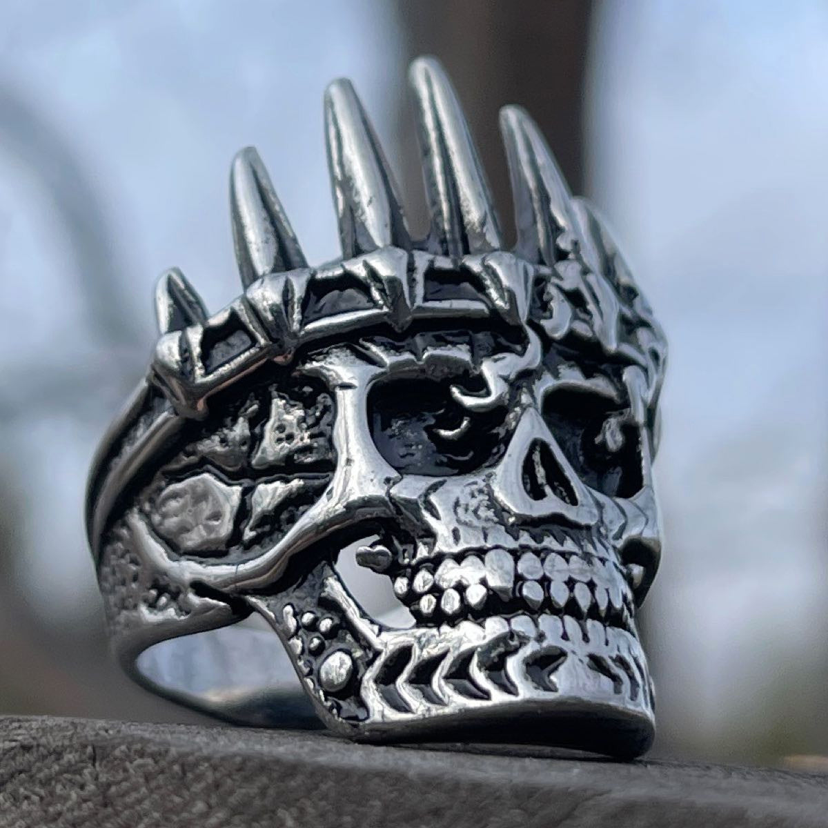 Jumpin Jack Flash Skull Ring