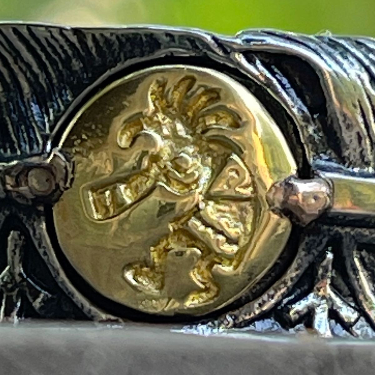 'Kokopelli' Native American Ring - zoomed in