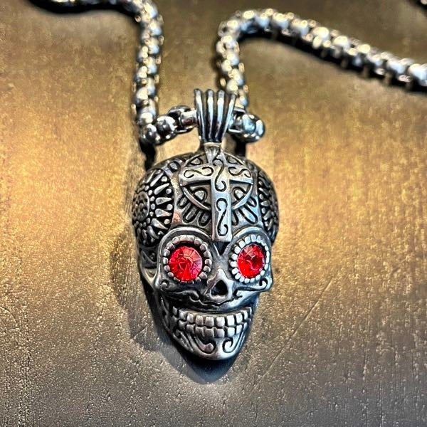 'Les Yeux Rouges' All Stainless Skull Pendant with or without a thick necklace.