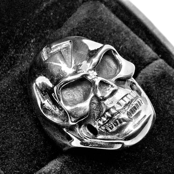 Lightening Bolt Big & Bold Skull Ring
