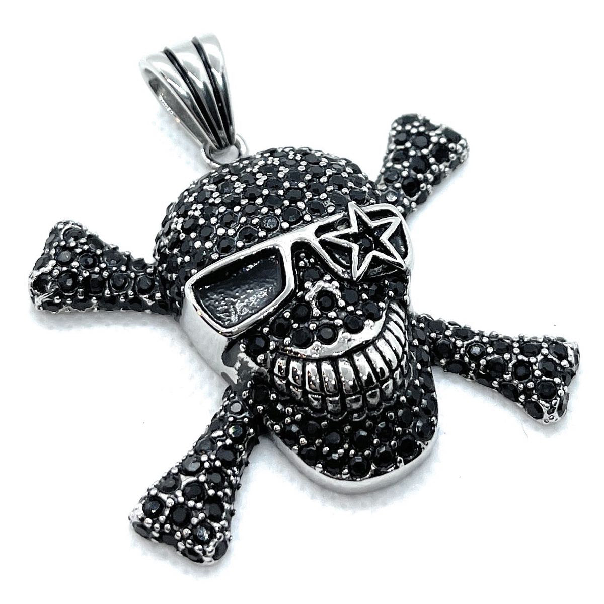 'Rock n' Rolla' Skull Pendant