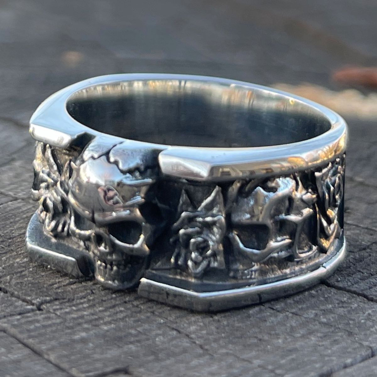 Skull And Roses Rings Solid Skull Band Ring with roses – SkullJewellery