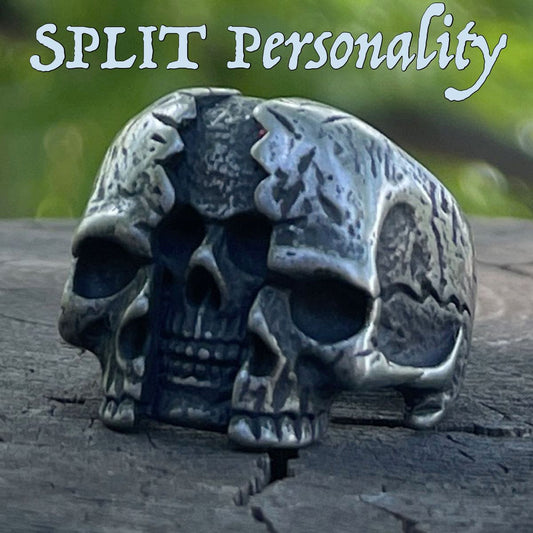 Split Personality Skull Ring - 2 face skull ring