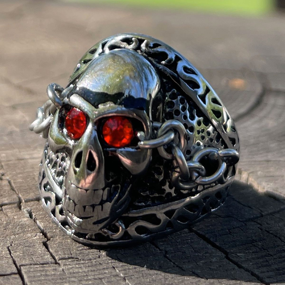 The Chain Fleetwood Mac Skull Ring