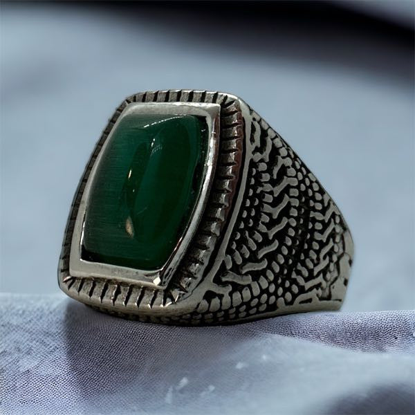 Verde Ardito Green Stone Ring