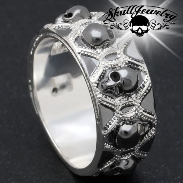 "You Spin Me 'Round" Skull Ring