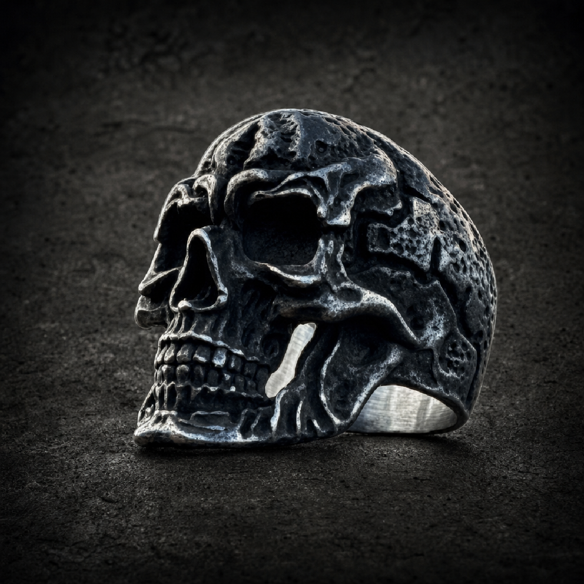 Ashen Warborn - Weathered Battle Skull Ring - 316L stainless steel unisex jewelry (R0853)