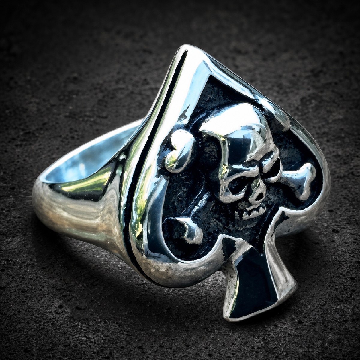 Death of Spades - Big & Bold Spade Ring With Skull & Crossbones - 316L stainless steel unisex jewelry (R0787)