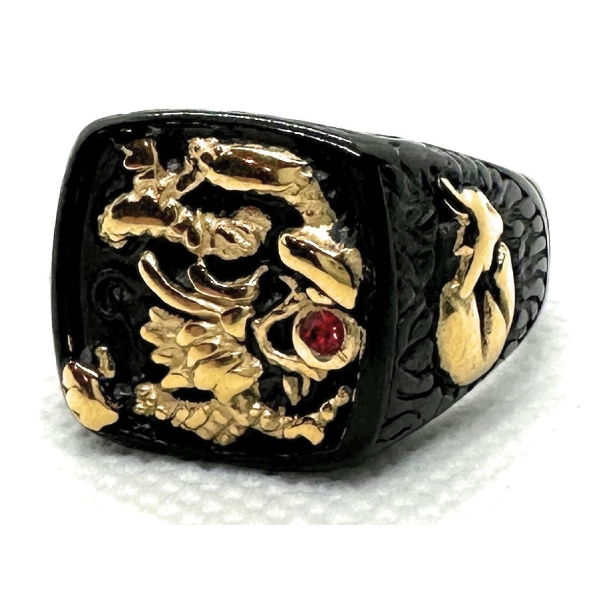 black and gold dragon ring