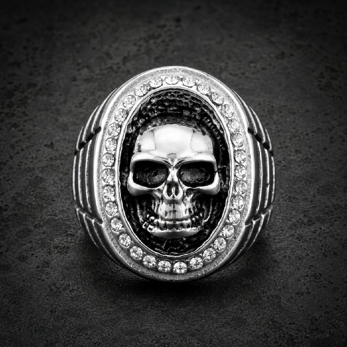 Dust in the Wind Skull Ring - 316L stainless steel unisex jewelry (R0674)