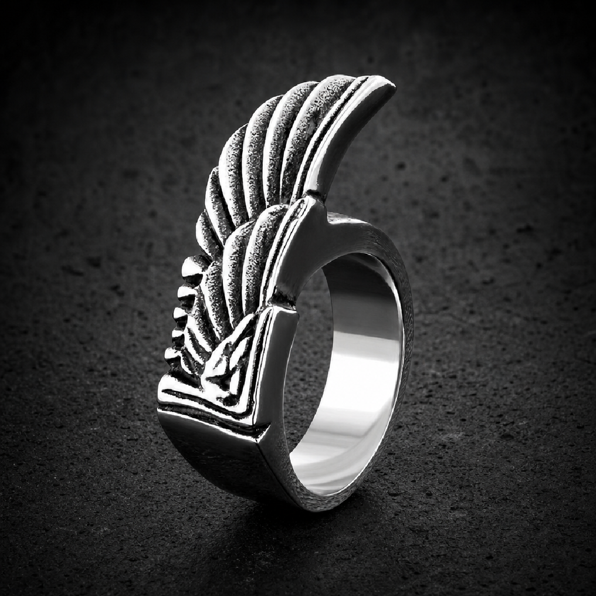 Egyptian Wing Stainless Steel Ring - 316L stainless steel unisex jewelry (R0537)