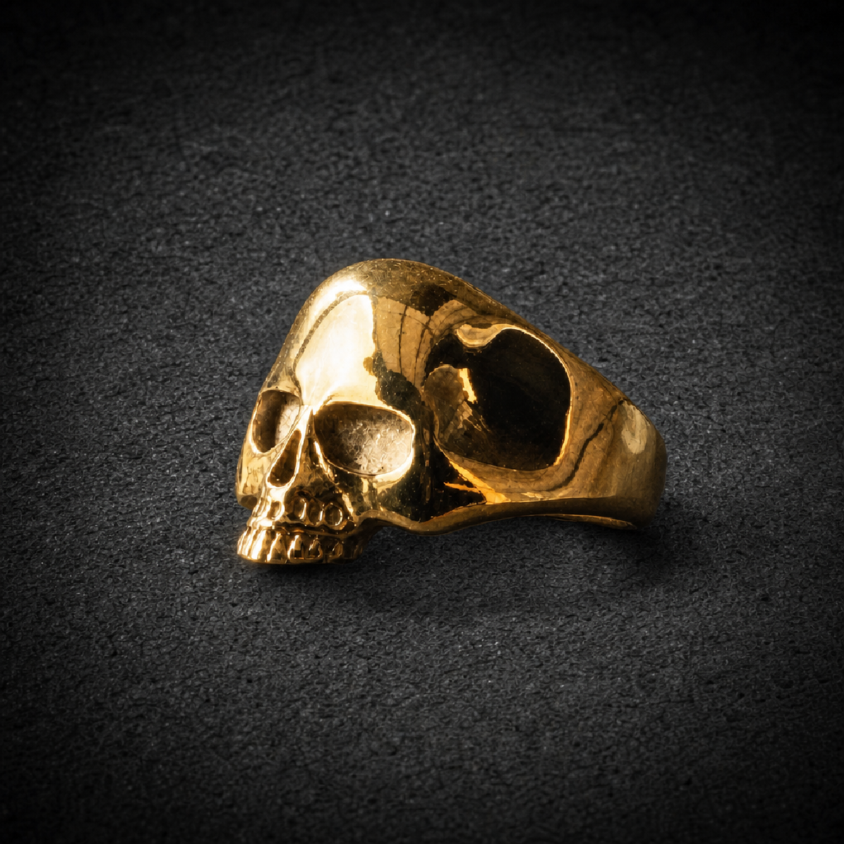 HEART OF GOLD — Gold-Tone Old School Skull Ring - 316L stainless steel unisex jewelry (R0345_SIZE11)