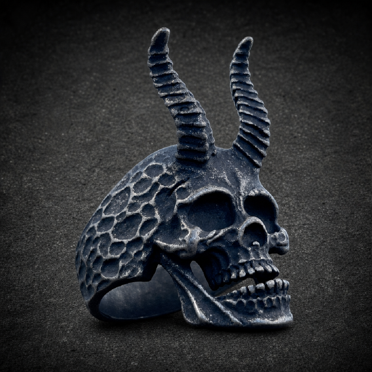 I Worship Chaos - Big Skull Ring w/ Horns - 316L stainless steel unisex jewelry (R0798)