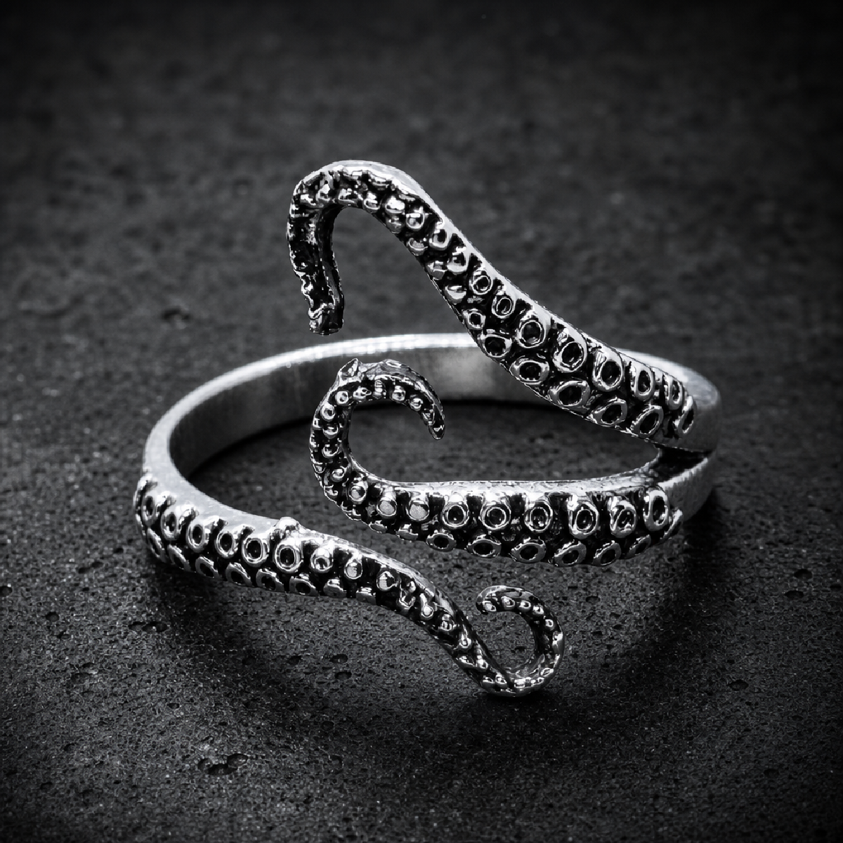 Kraken's Embrace Octopus Tentacle Ring – Bold & Unique Design - 316L stainless steel unisex jewelry (R0830)