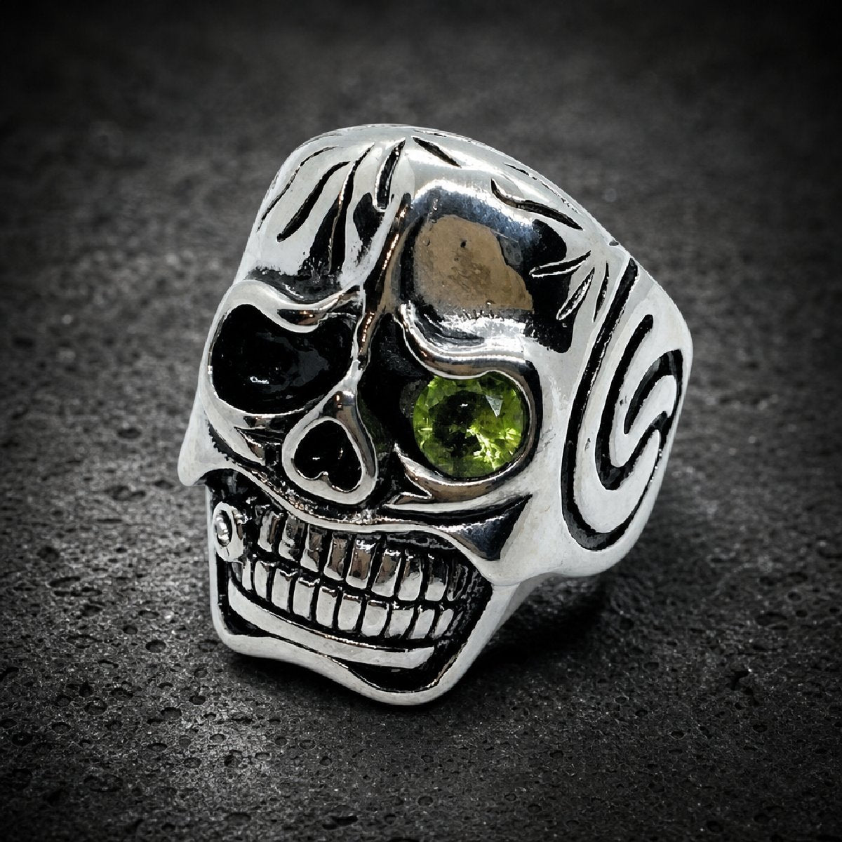 Malicious Gaze — 316L Stainless Steel Skull Ring with Green Gemstone Eye