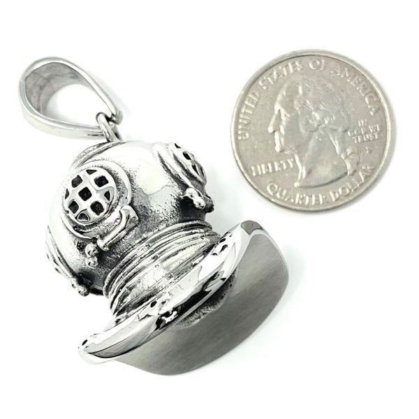 Submarine Diving Helmet Pendant