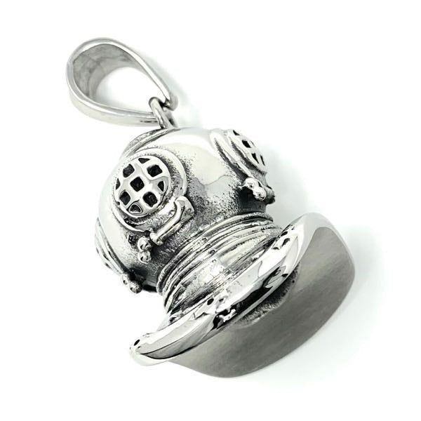 Submarine Diving Helmet Pendant