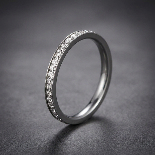Sparkle shard band ring made from 316L stainless steel with clear crystal inlay