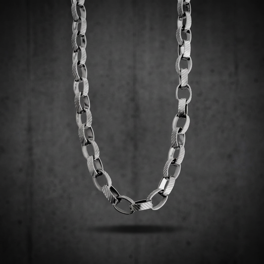 Femme Fatale Necklace in polished 316L stainless steel, designed for a powerful and alluring look, featuring a substantial chain design.