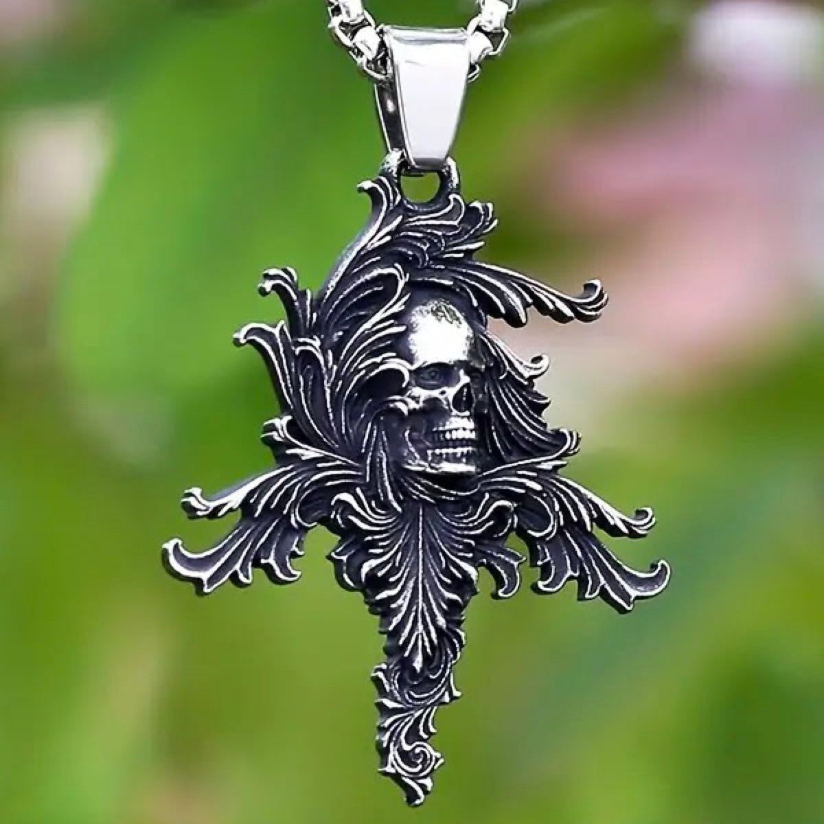 skullvine pendant